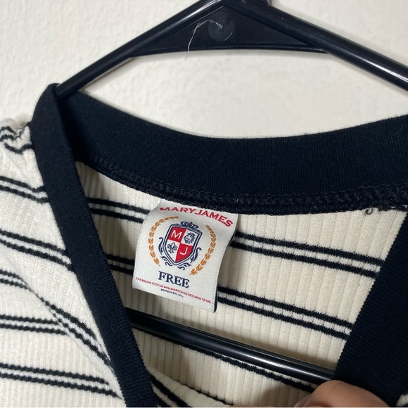 Preppy striped white and black tee - Picture 4 of 7